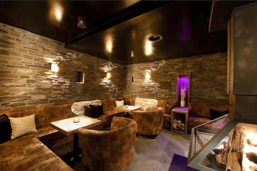 Pete Alpine Boutique Hotel - Klein Und Fein - Private Spa Suiten Und Zimmer Санкт Антон ам Арлберг Екстериор снимка